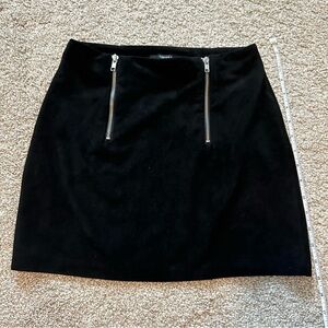 Forever 21 Mini Double Zipper Bodycon Pencil Suede Black Size Small Skirt